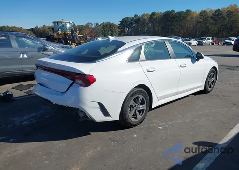 2022 Kia K5 Lxs z USA, uszkodzony, nr VIN 5XXG14J23NG112218